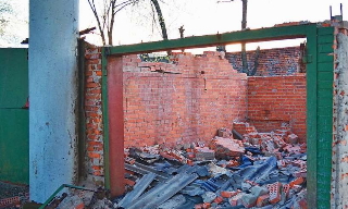 Демонтаж гаражей в Амурске, цена от 1771 руб. – услуги под ключ от 2Землекопа-Мрс