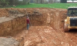 Выкопать котлован под фундамент в Амурске - от 2604 руб. | 2Землекопа-Мрс