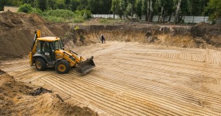 Разработка котлована Амурск, цена от 313 руб./м3.